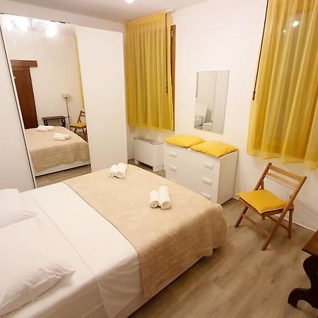 Calle Dei Guardiani Rooms Venice Luaran gambar